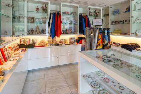 Image related to Boutique