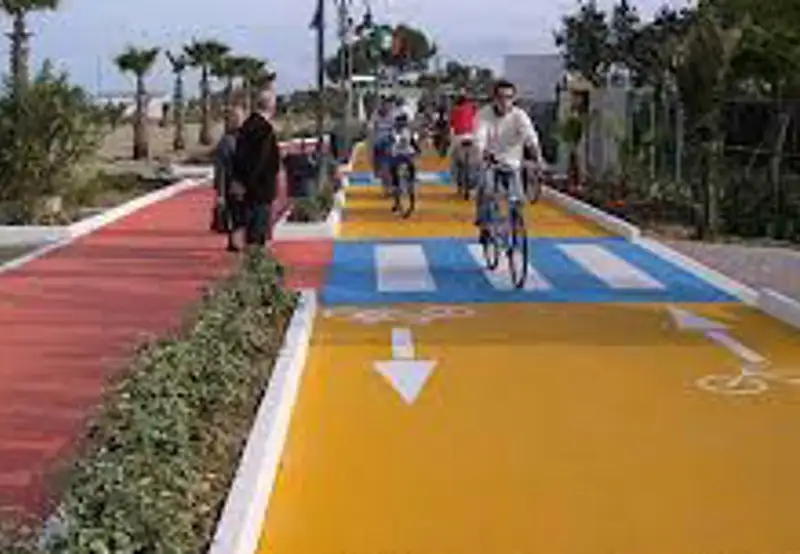 Cycling the "Bicipolitana"