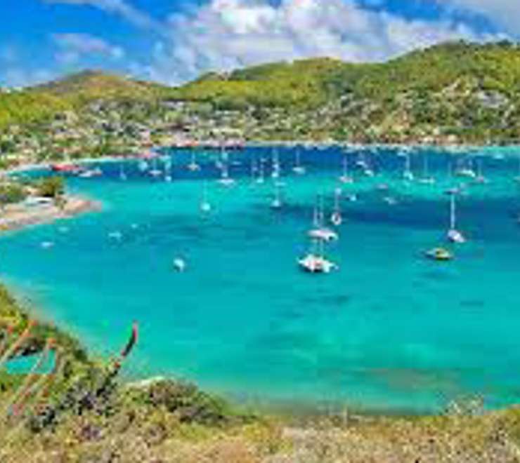 Admiralty Bay, Bequia