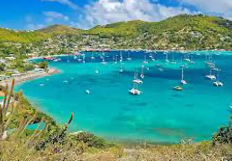 Admiralty Bay, Bequia
