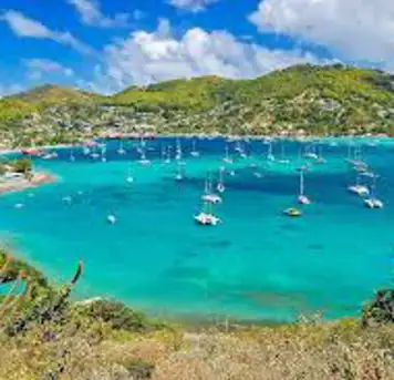 Admiralty Bay, Bequia