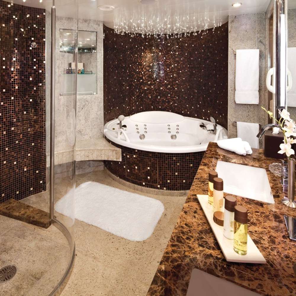 Wintergarden Suite Bathroom