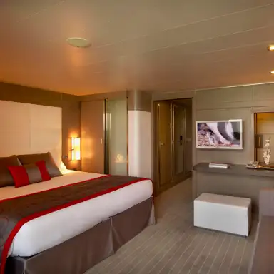 Photo of Deluxe Suite with Balcony