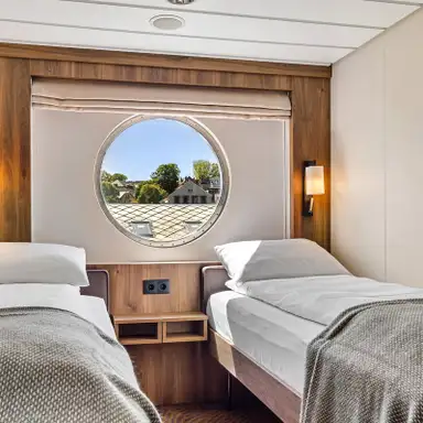 Image related to Arctic Superior Outside Upper Deck