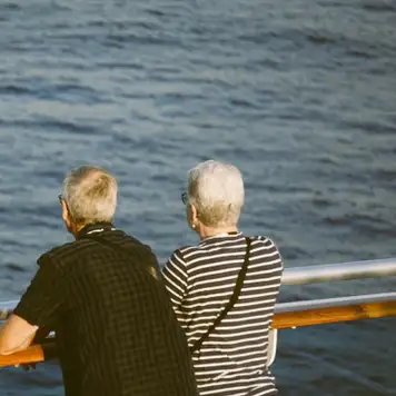 people on cruise