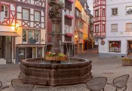 IgluCruise.Application.ViewModels.Shared.WebImageViewModel?.Description