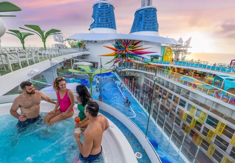 jacuzzi on icon of the seas