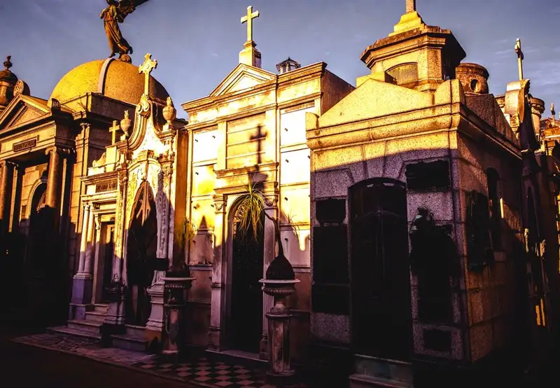 La Recoleta Cemetery