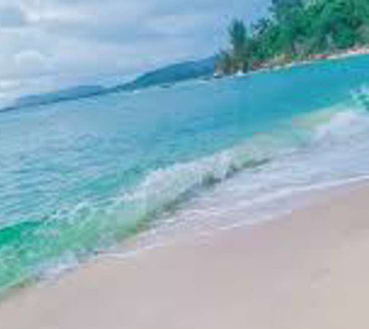 Relax on Libanona Beach