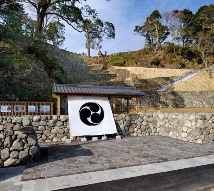 Toba Castle Honmara Ruins