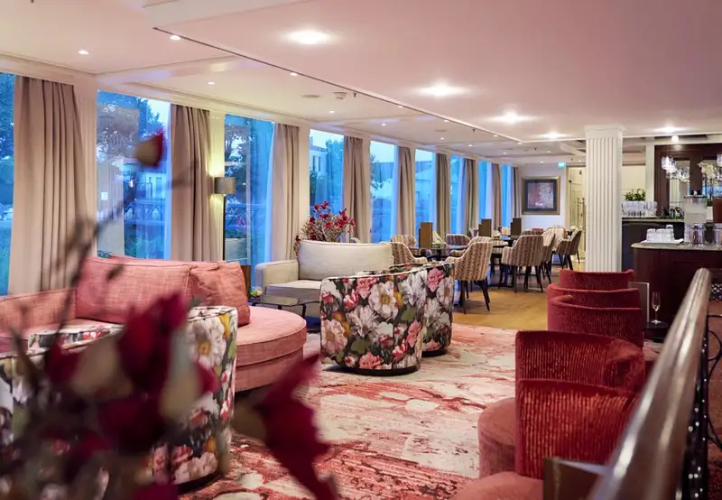 Main Lounge