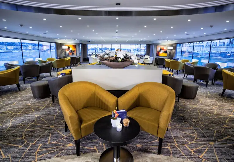 Panorama Lounge