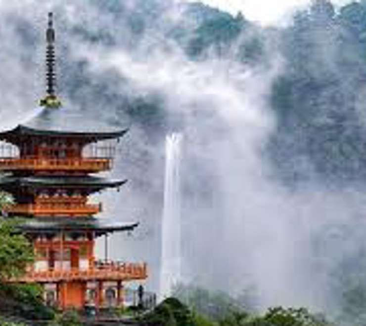 Visit Kumano Nachi Taisha & Nachi Falls