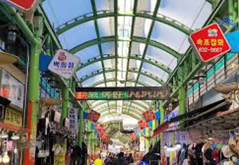 Sokcho Tourist & Fishery Market