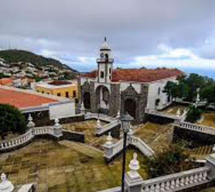 Visit the Capital Valverde
