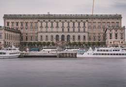 IgluCruise.Application.ViewModels.Shared.WebImageViewModel?.Description