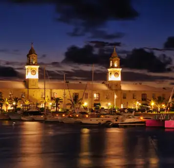 Royal Naval Dockyard (King's Wharf) - Overnight onboard