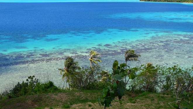 Sail to a pristine, uninhabited atoll of dazzling lagoons in the Tuamotus.