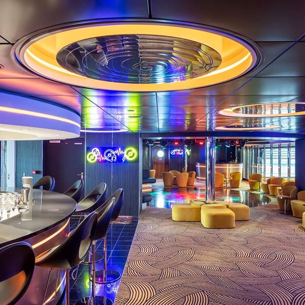 MSC Euribia Bars - Attic Club
