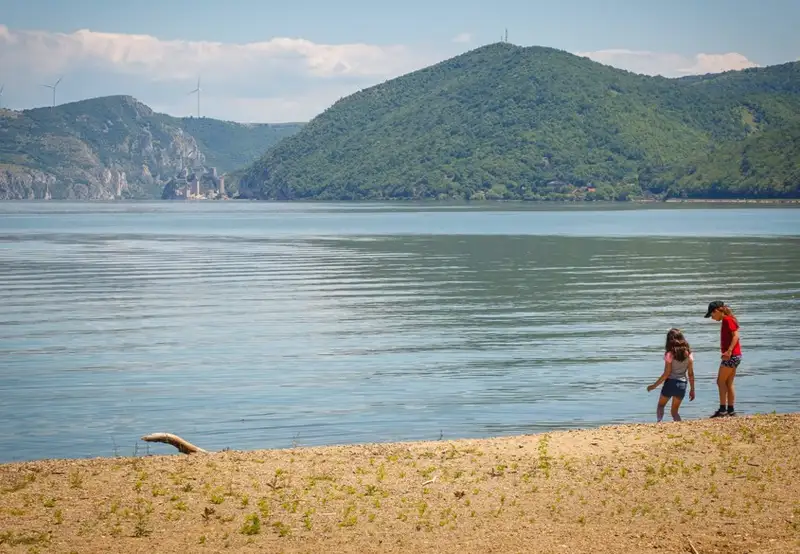 Golubac Plaza