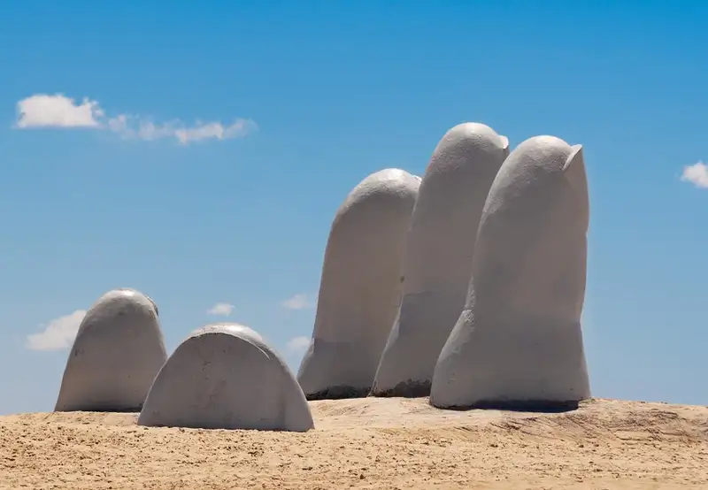 La Mano de Punta del Este