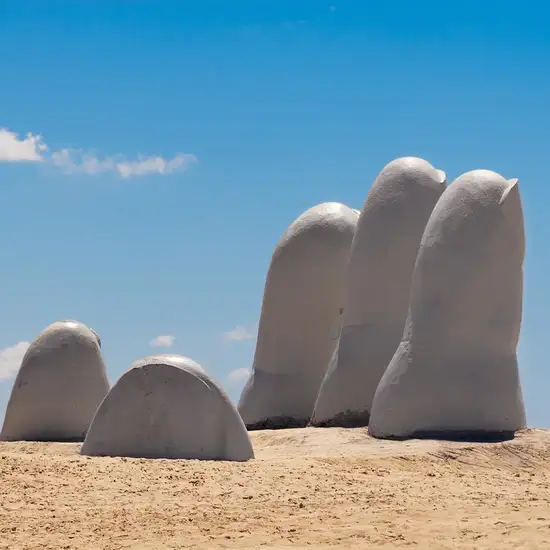 Image related to La Mano de Punta del Este
