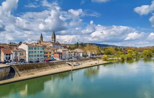 Image related to Tournus