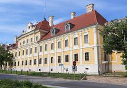 IgluCruise.Application.ViewModels.Shared.WebImageViewModel?.Description