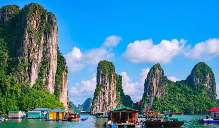 Ha Long Bay - Overnight onboard