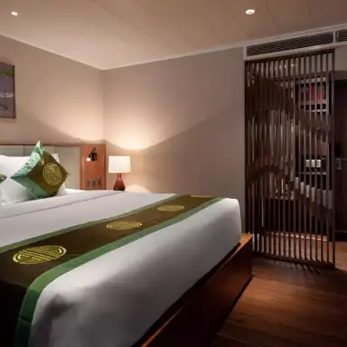 Image related to Deluxe Staterooms (River Deck)