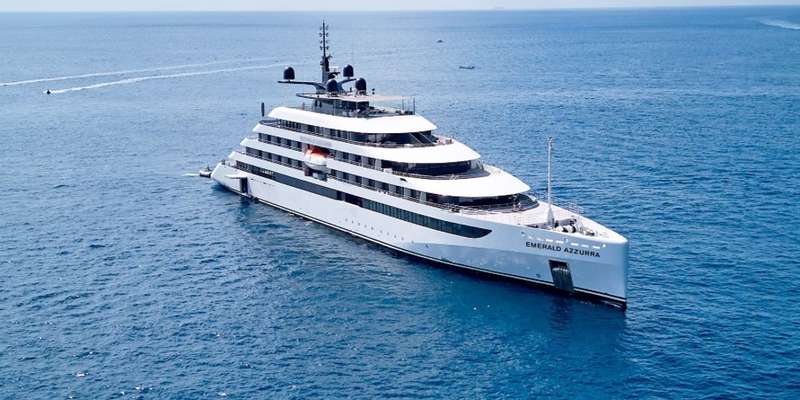Emerald Azzurra