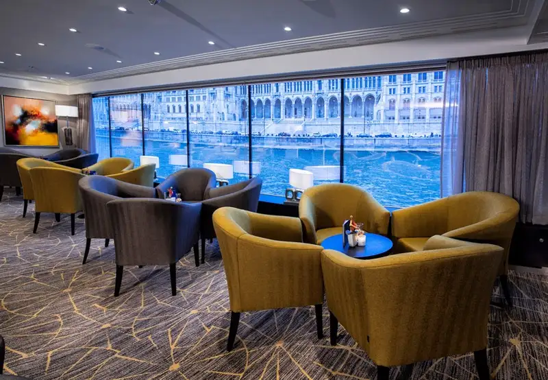 Panorama Lounge