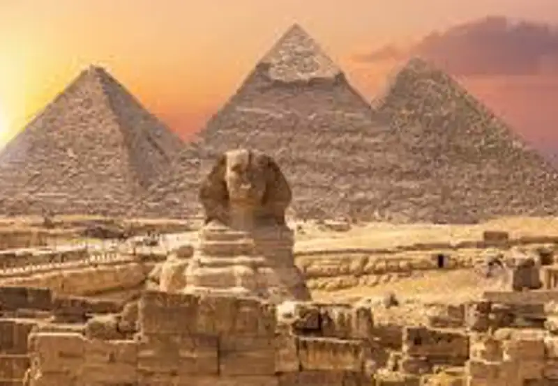 Great Pyramids of Giza & Sphinx