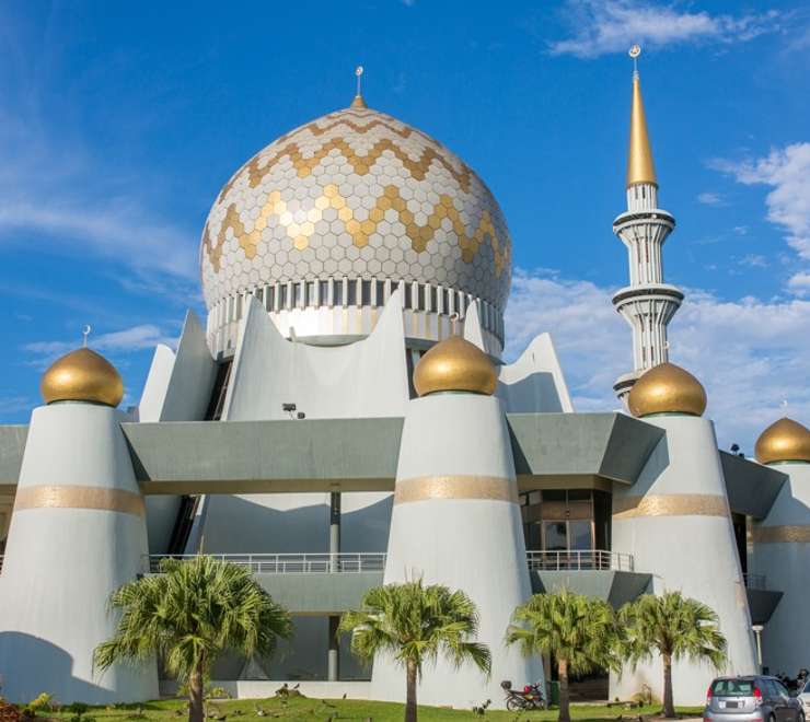 Kota Kinabalu - Temples, Mosques & Museums Tour
