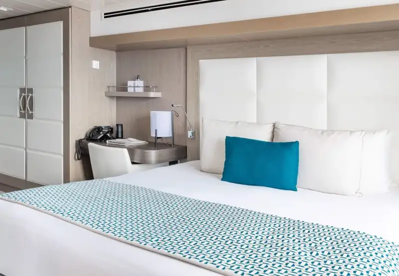 Deluxe Cabin