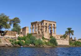 IgluCruise.Application.ViewModels.Shared.WebImageViewModel?.Description