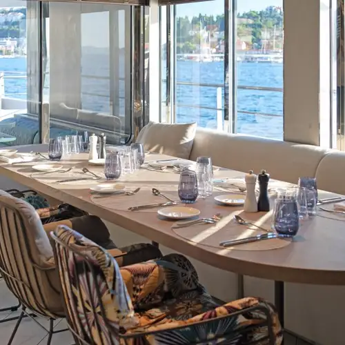 Image related to Emerald Sakara