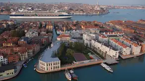 Lake Como, Venice & Rome Stays with Best of Italy & Croatia Voyage