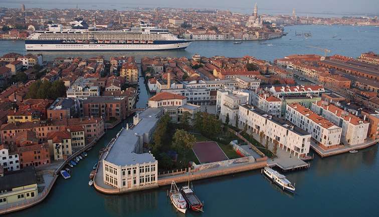 Celebrity Constellation