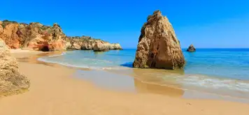 Image related to Praia dos Três Castelos