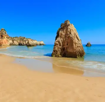 Image related to Praia dos Três Castelos