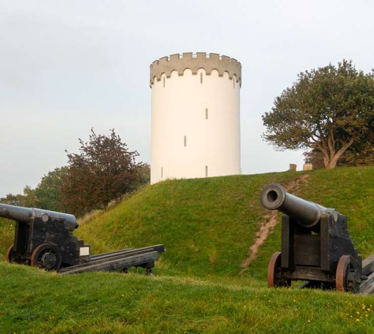 Det Hvide Vandtårn (The White Water Tower)