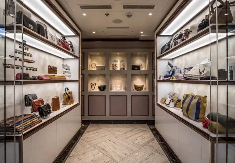 Boutique Shopping