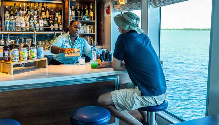 Lounge Bar