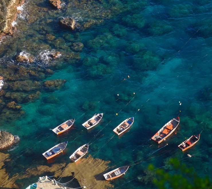 Explore Bounty Bay