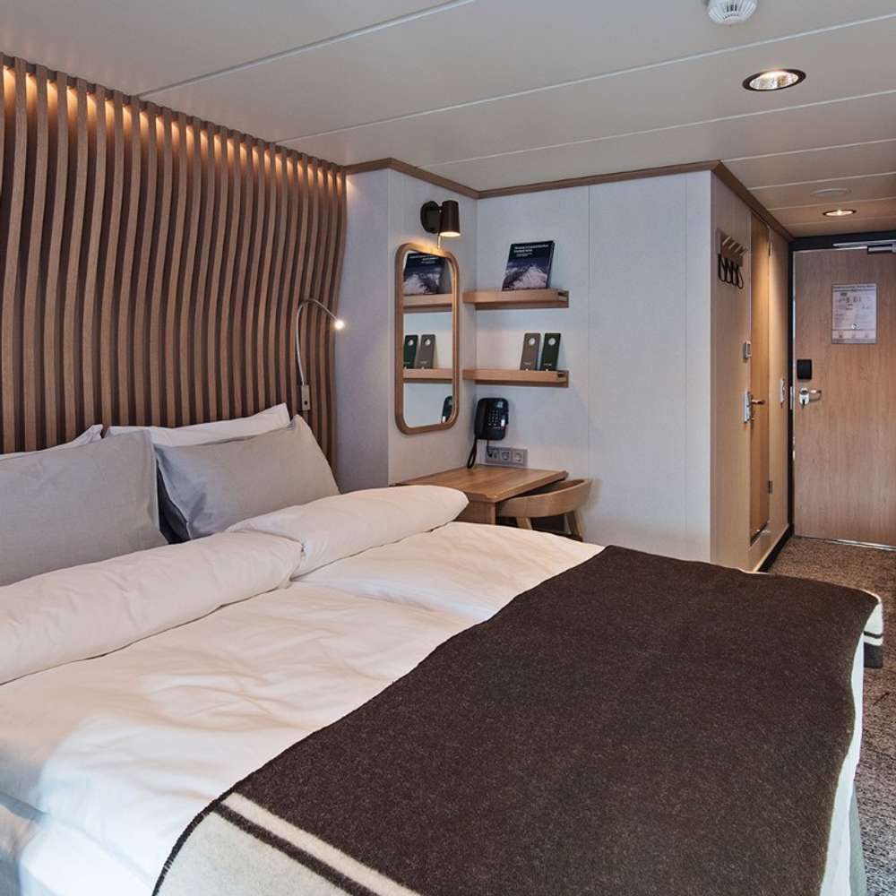 Cabin onboard