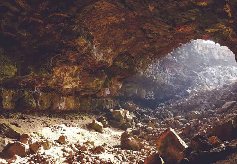  Gruta do Carvão