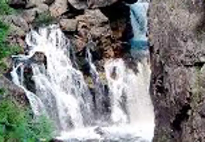 Visit Kvåsfossen Waterfall