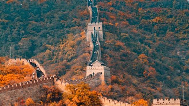 Walk the Legendary Great Wall of China