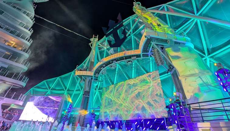 AquaTheater